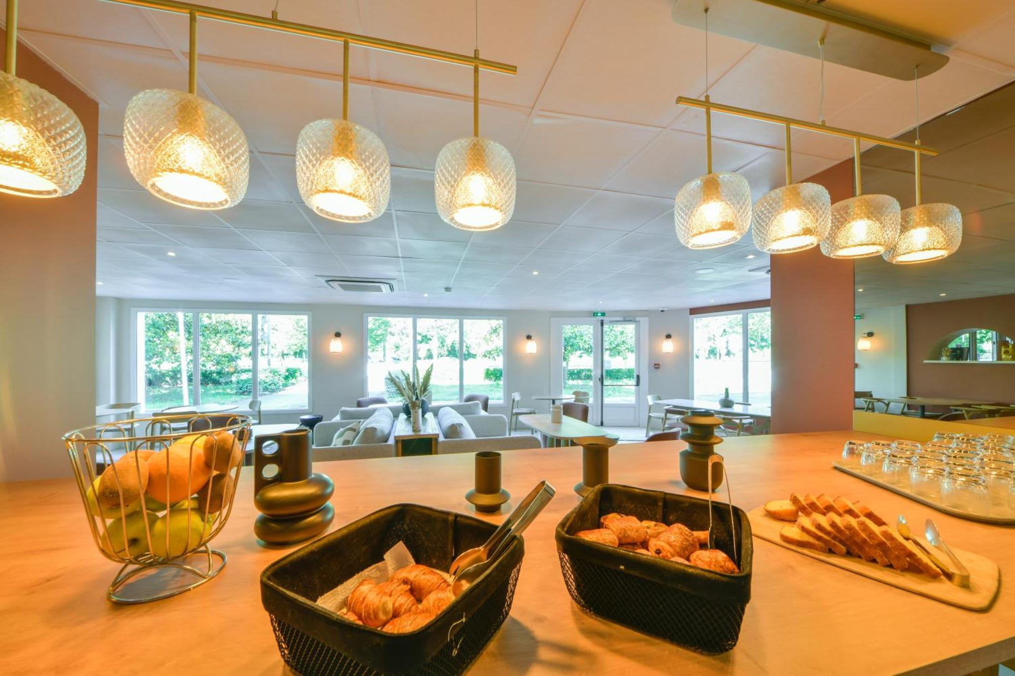 Bhoma Bourges - Hotel & Restaurant Dış mekan fotoğraf